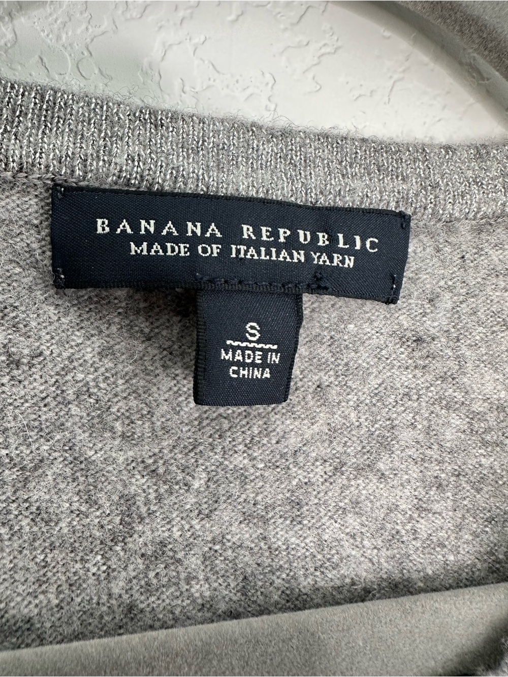 Banana Republic Cashmere Wool Knit Tank Top Small S Gray Italian Yarn Luxury - Picture 2 of 9